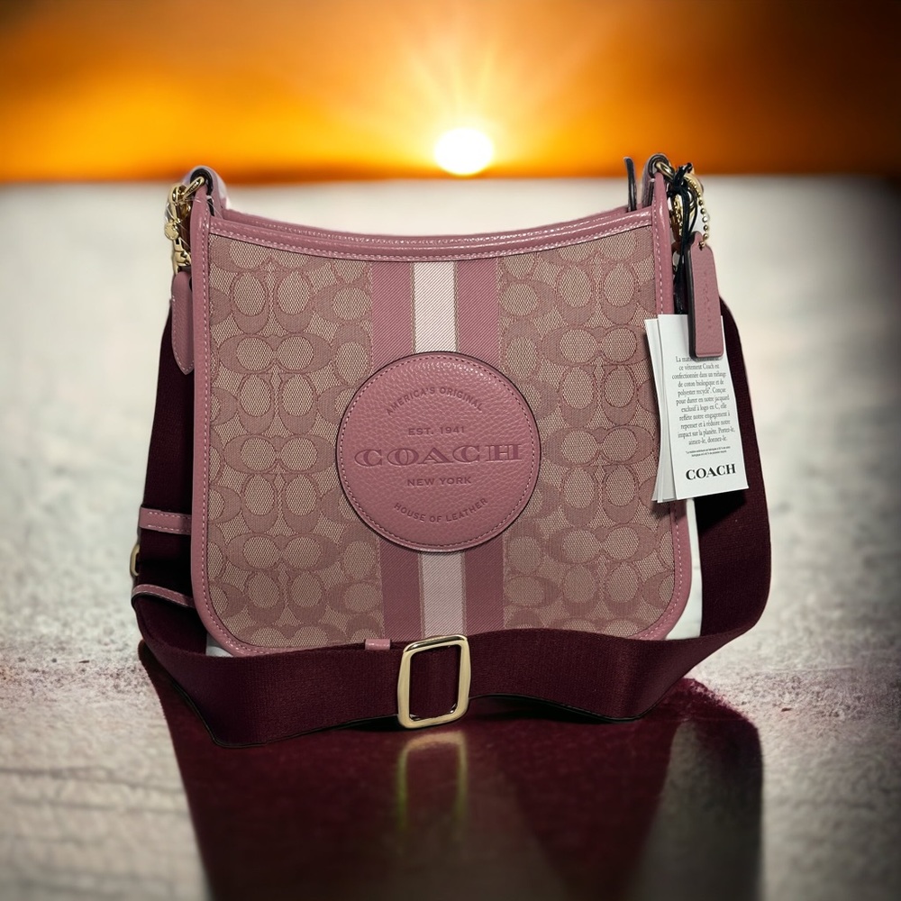 NWT COACH Dempsey File crossbody signature canvas